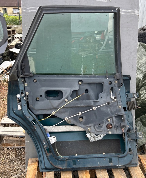 фото №7, Дверь левая зад задние audi 80 b4