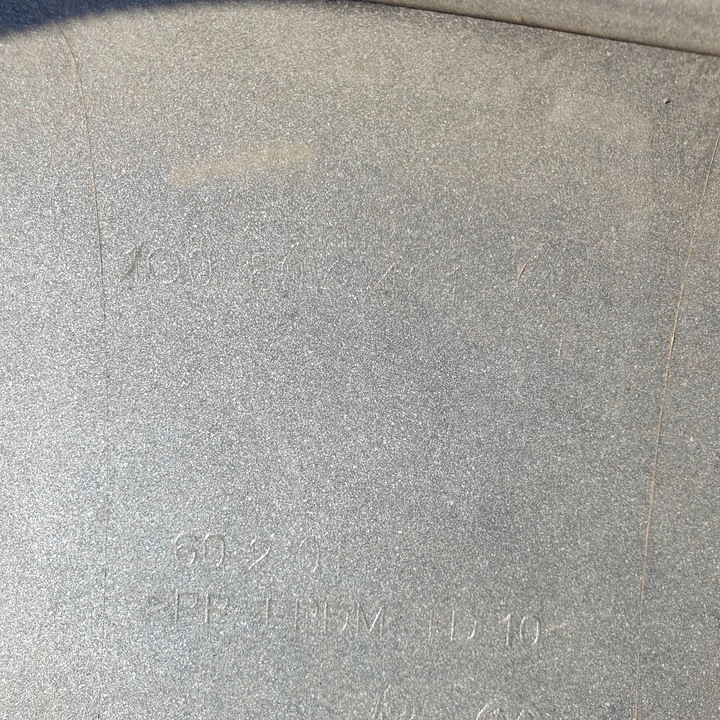 фото №15, Volkswagen оригинальный номер 1q0807421 бампер задний