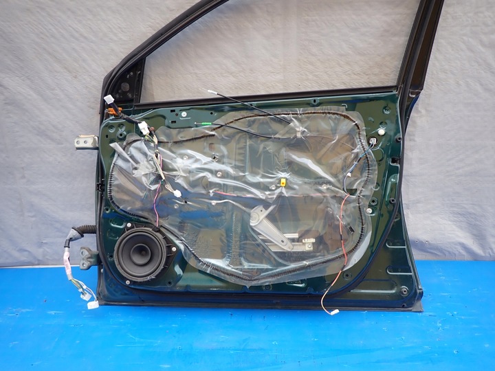 фото №14, Toyota avensis t25 02- двері передні праві 6s3