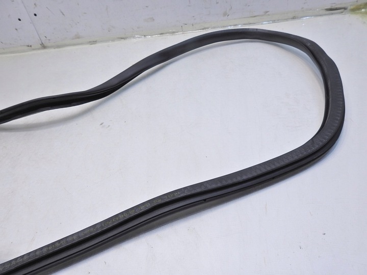 фото №5, Прокладка дверь правые зад audi a4 b7 avant