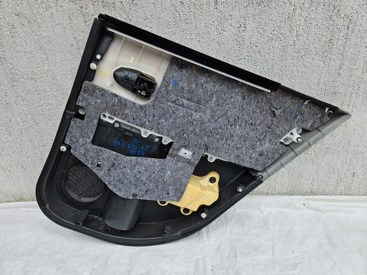 фото №6, Боковина двері лівий зад toyota yaris ii ts sport 2006-2011 5d