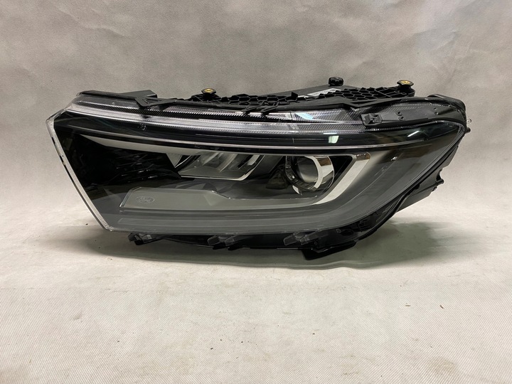 фото №1, Фара левый перед tourneo connect mk3 led