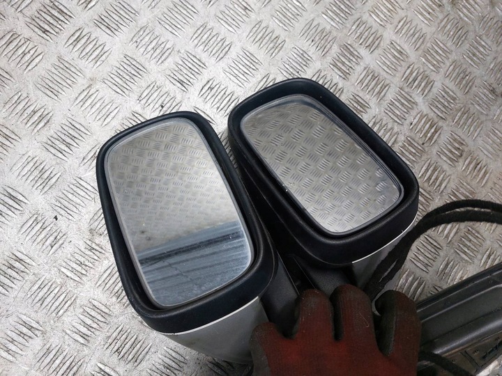 фото №13, Дзеркало ліві + праві електричні volvo v50 i 8 pin 6 pin 426-26 eu