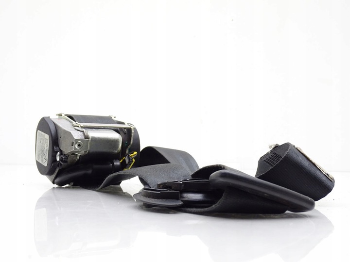 фото №1, Pas безопасности правые перед vw scirocco 1k8 1k8857706a