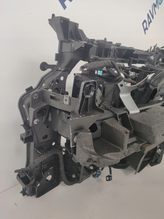 фото №7, Передня панель підсилювач радіатор балка renault captur ii 2 1.6 214810845r
