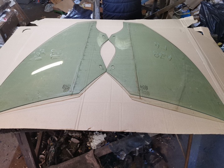 фото №1, Volvo v90 ii скло двері праві перед 18r