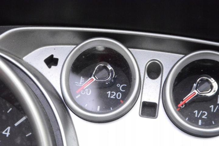 фото №13, Панель приборов eu 8v4t-10849-gh ford kuga mk1 2.0 tdci 136 km 08-13