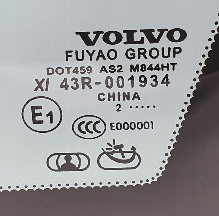 фото №2, Стекло кузовная правый зад двойная volvo v60 i