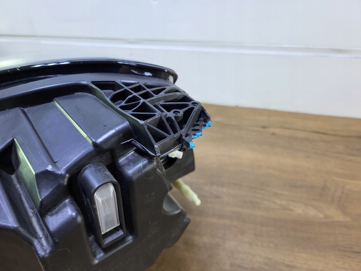 фото №6, Ford puma mk2 лампа перед led права l1tb-13e014-eh