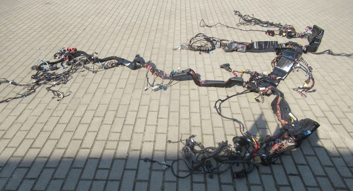 фото №1, Mercedes glc купе amg 6.3 установка джгут 1