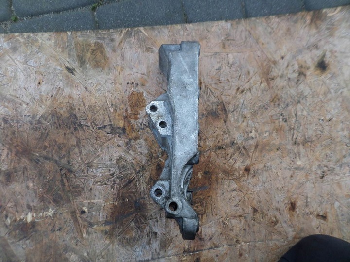 фото №7, Кріплення тримач лапи генератора bmw 2.0d n47 f10 f11 f20 f30 e60 e8 x1 x3