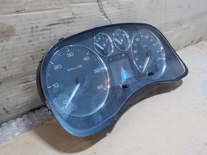 фото №6, Peugeot 307 1.6 hdi панель приладів 9654485280