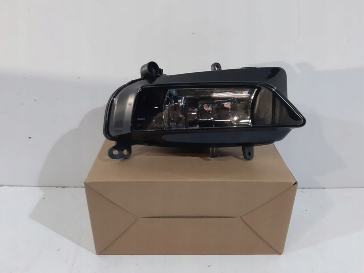 фото №1, Audi a4 b8 / a5 8t lci s-line галоген h7 r - 13324