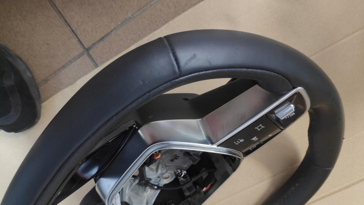 фото №13, Кермо шкіра мультифункція пелюстки renault austral 484009011r