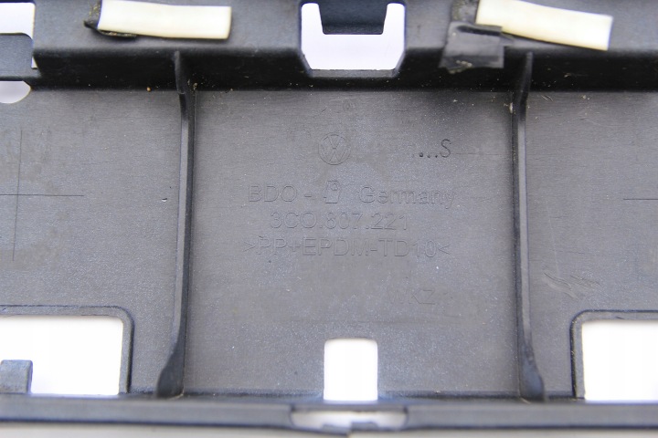 фото №11, Оригинальная запчасть бампер перед vw passat b6 3c0 2005-2010 3c0807221