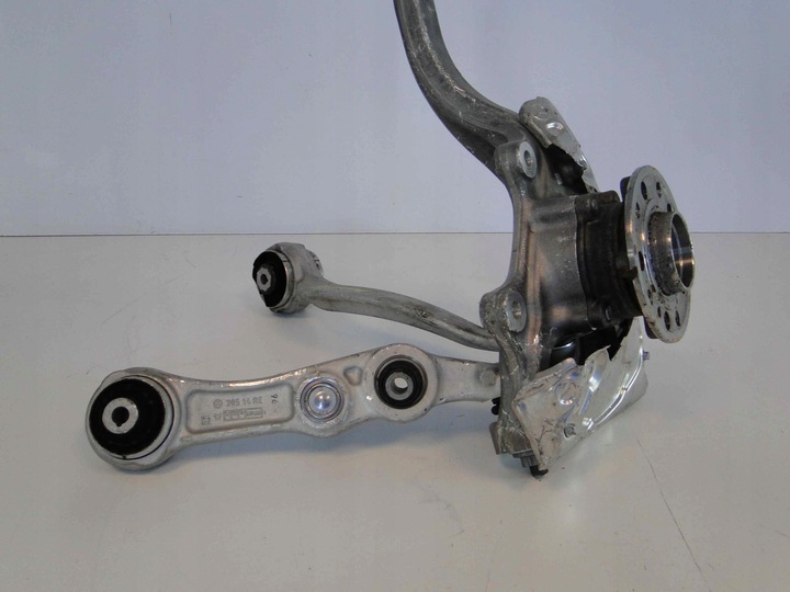 фото №9, Mercedes c w205 205 поворотна опора права + 2 важелі