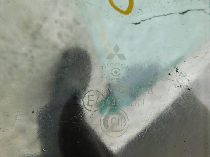 фото №6, Mitsubishi space wagon iii 2002r скло праві перед