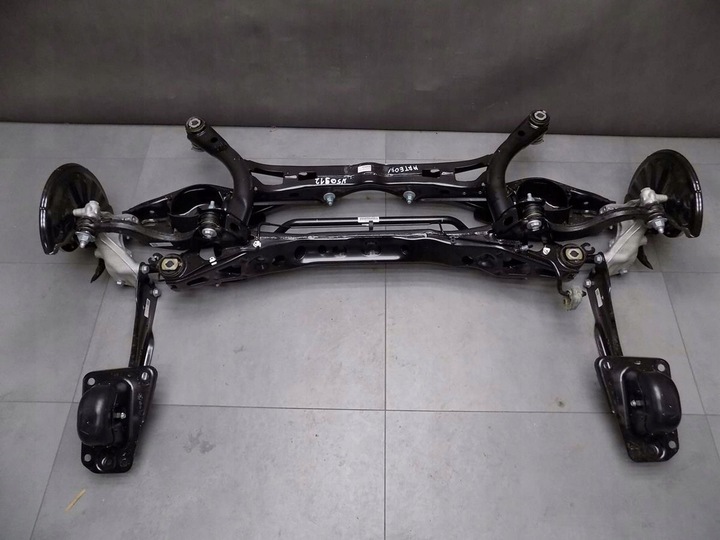 фото №1, Vw arteon підвішування зад балка ступиці 3q0505235ac