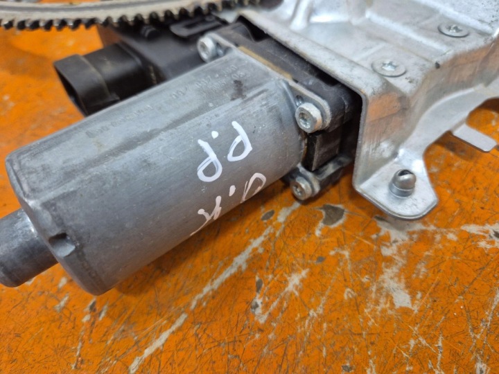 фото №5, Opel astra h 04-07 склопідйомник  перед праве передній 13100418 z17dth