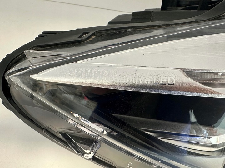 фото №13, Valeo bmw m3 f80 m4 f82 f83 f32 f33 f36 рестайлинг лампа адаптивный полный led правая