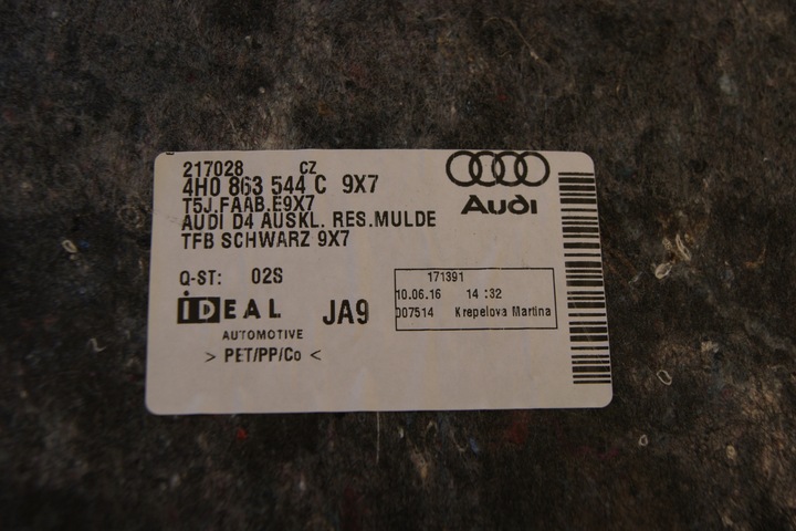 фото №8, Gd audi a8 s8 4h0 обивка салон багажника