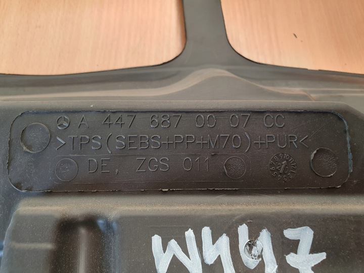 фото №10, Шумоізоляція стіни перегородки mercedes vito w447 v-klasa a4476870007