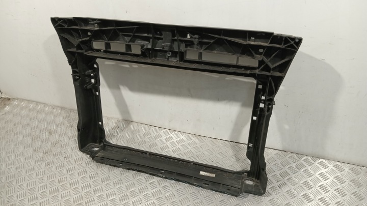 фото №14, Передняя панель skoda karoq 57a 17-25 57a805588j оригинал