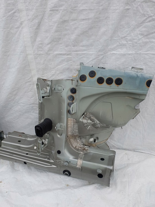 фото №7, Mercedes sl w230 r230 01-08 стойка порог bok крепление дверь перед