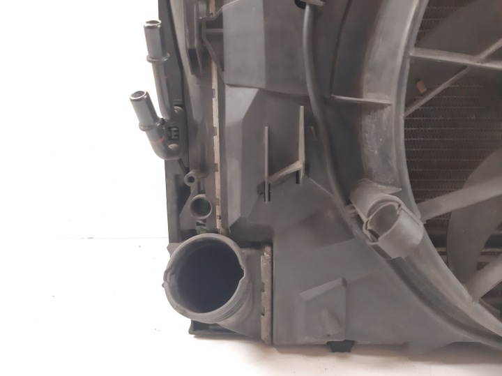фото №10, 2010 bmw 3 e92 e93 комплект радиатор 9538380