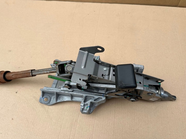 фото №10, Mazda 3 bl 09-13 рулевая колонка крестовина европа 8v6n-3c529-mb