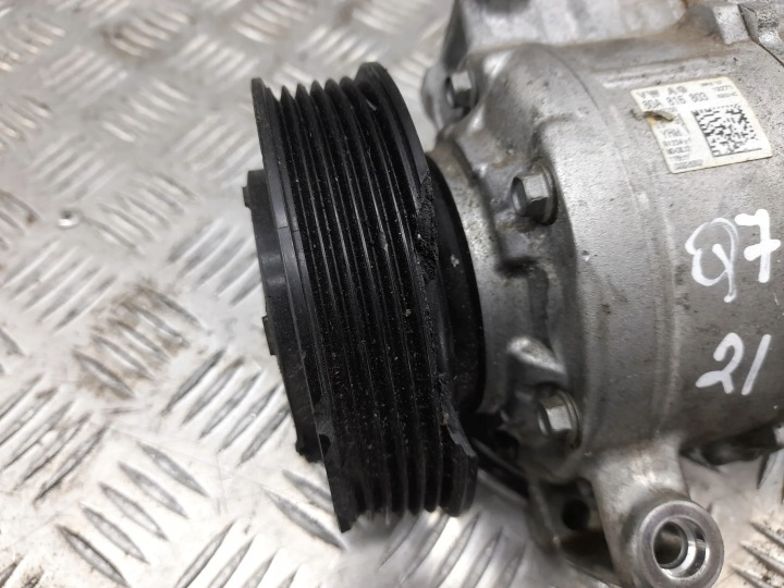 фото №6, Audi q7 4m 80a816803 з спереду компресор кондиціонера