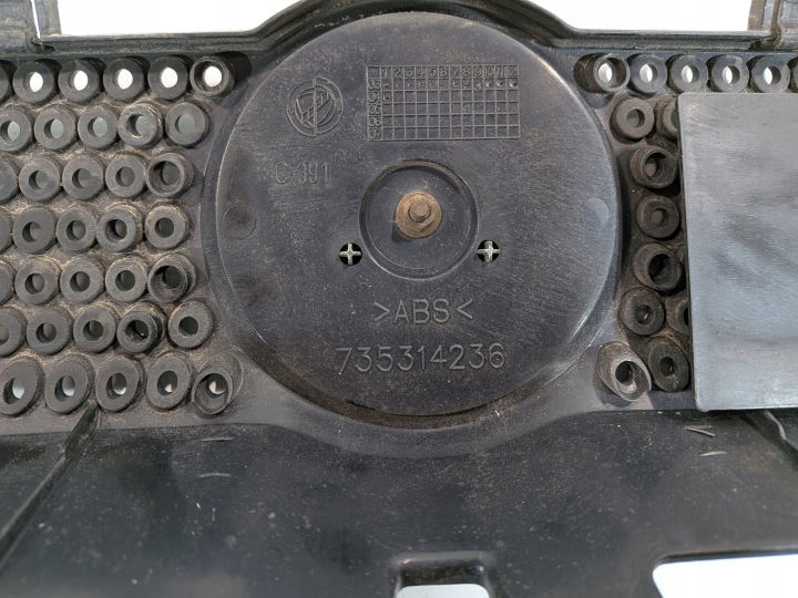 фото №10, Решётка радиатора oem номер 735314236 fiat panda ii 2 03-12