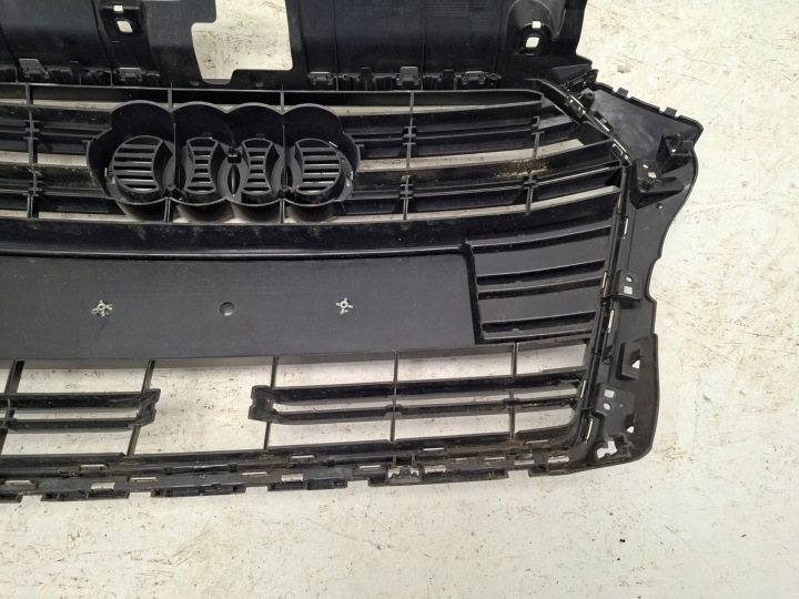 фото №15, Решётка радиатора audi a3 8v рестайлинг s-line 2016-2019r. 8v3853651ab
