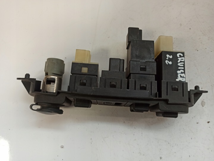 фото №11, Chrysler pt cruiser 2.2crd панель керування перемикачів 04671622af