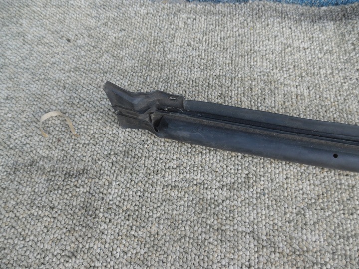 фото №5, Sprinter 906 crafter 06- прокладка двері зад лівий