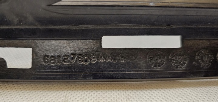 фото №11, Решётка радиатора dodge grand caravan решётка 11-20r rt оригинал 68127609aa