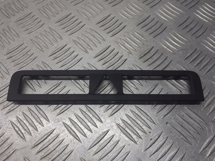 фото №1, Рамка консоли audi a3 8p 2.0 fsi 8p0863321b