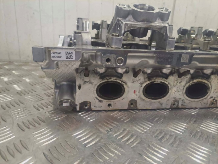 фото №14, Головка циліндрів bmw 5 g30 g31 540i 3.0 b b58 b58b30a 7644266
