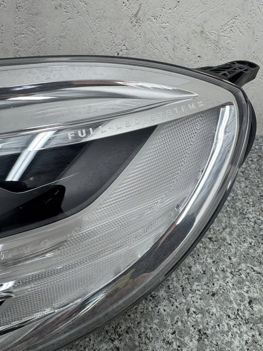 фото №11, Лампа левый перед полный led volvo v40 ii 2012-2018r 31677020 рестайлинг