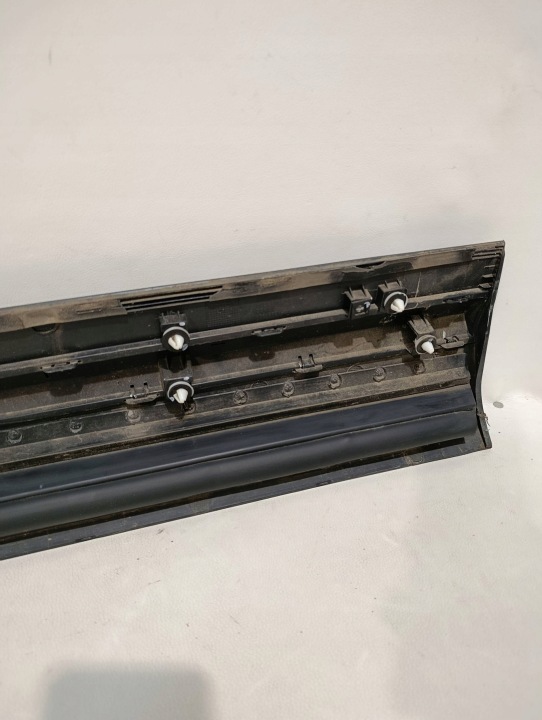 фото №8, Молдинг дверь правая перед mg marvel r 10365416