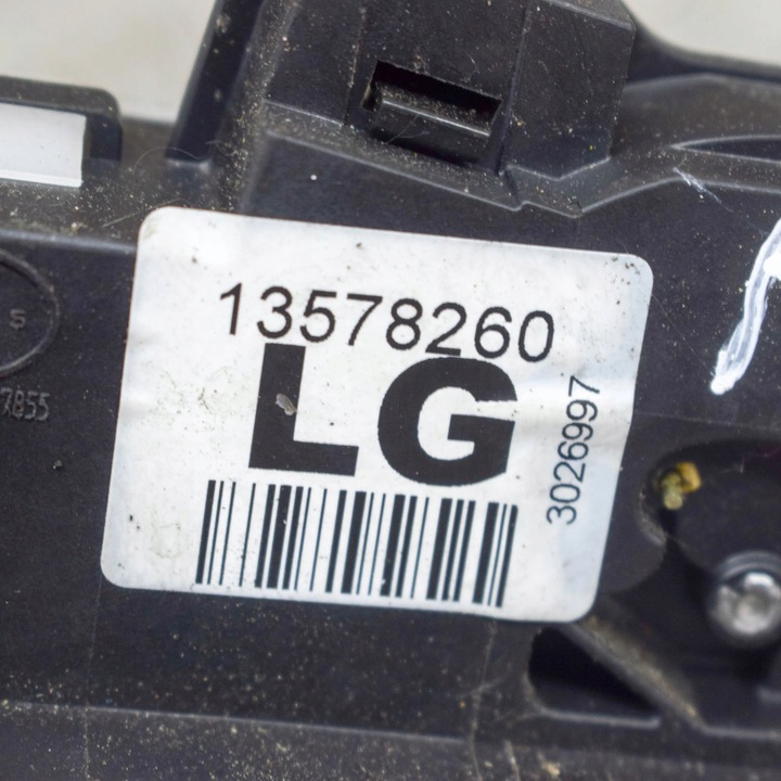 фото №6, Chevrolet cruze 2012 перед сторона левая вставка do замка дверь