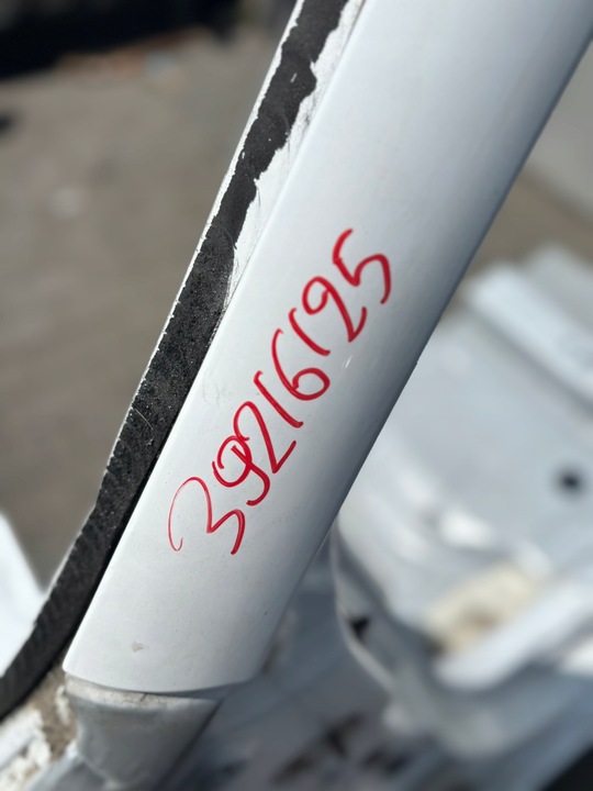 фото №9, Renault twingo iii четверть левая лонжерон