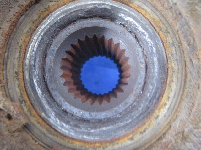 фото №4, Ford fiesta mk4 1.2 1.25 поворотный кулак правая ступица