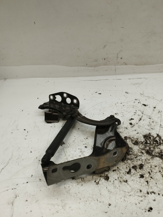 фото №9, Mercedes w213 петля капота правый левый a2138800228