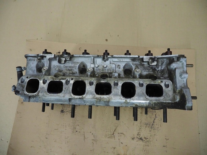 фото №6, Головка w12 6.0 правая 07c103374q audi a8 d3 w12