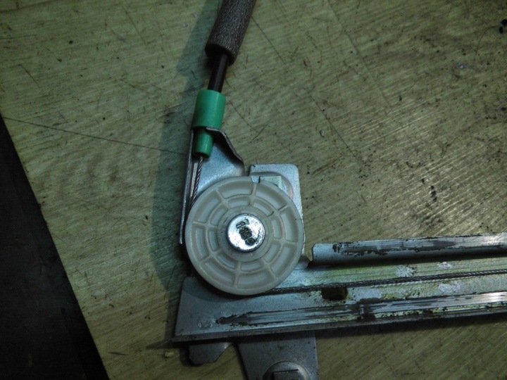 фото №6, Volvo s40 v40 96-03 підйомник вікна правий зад