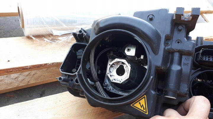 фото №10, A5 8t рестайлінг лампа права праві перед ксенон uk