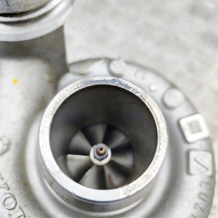 фото №5, Турбокомпрессор volvo xc90 ii 32140099 37306570 2.0l 220kw 2022
