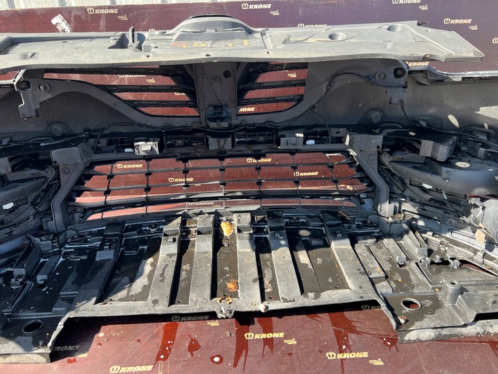 фото №8, Бампер переднє renault espace v 4 pdc lakier-tegne