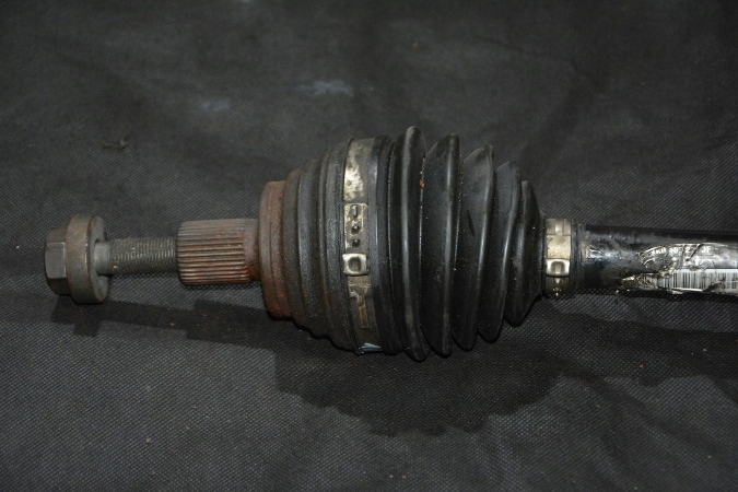 фото №2, Піввісь ліва vw scirocco 1k0407271jf